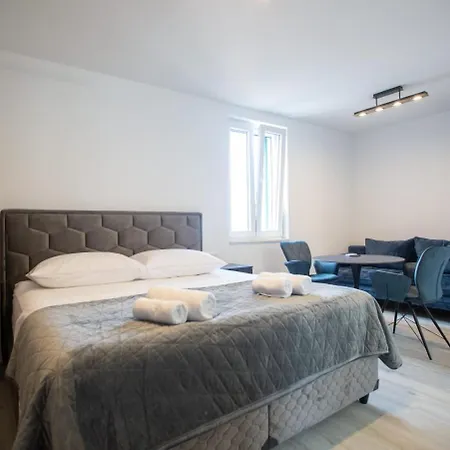 Katy Guest house