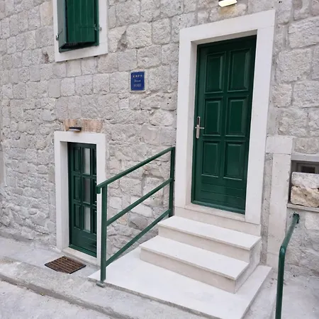 Katy Guest house