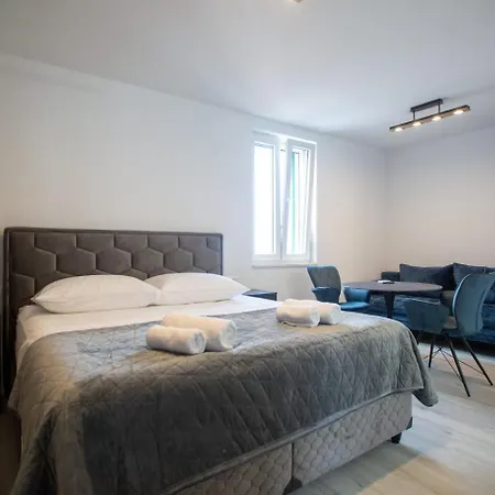 Gostinjska kuća Katy 4*